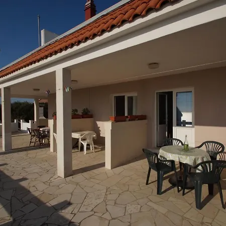 Apartment By The Sea Zavalatica, Korcula - 247 *