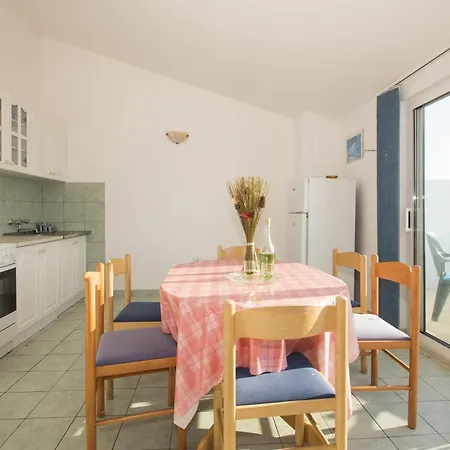 Appartement By The Sea Zavalatica, Korcula - 247